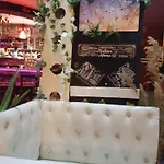 Bar Restaurant Stone Dream Udenisht
