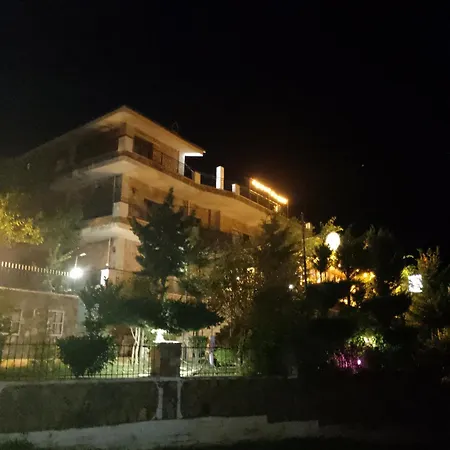 Bar Restaurant Stone Dream Проживание в семье