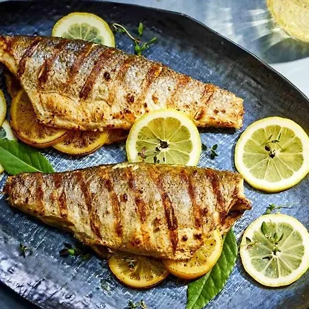 Bar Restaurant Stone Dream منزل للإقامة *