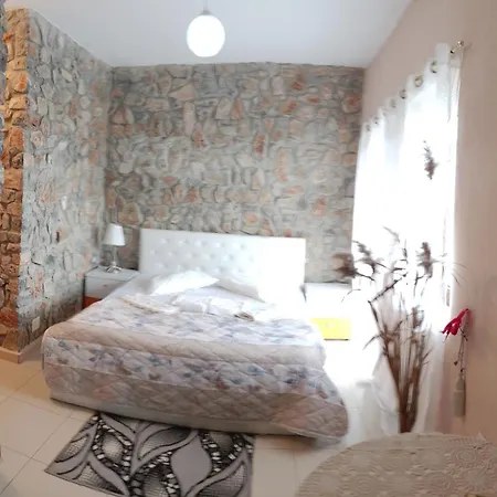 منزل للإقامة Bar Restaurant Stone Dream Udenisht