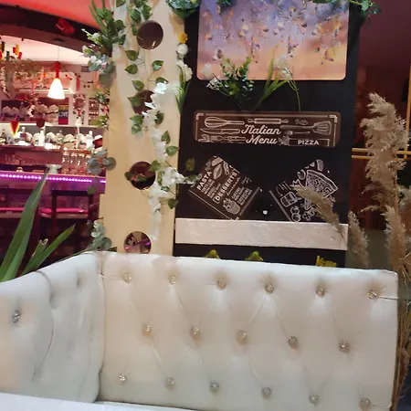 Bar Restaurant Stone Dream Udenisht