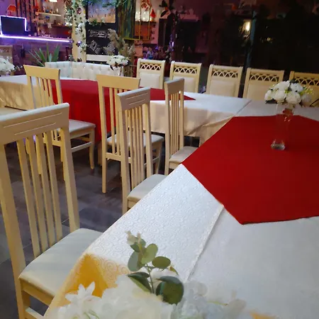 Quarto em Acomodações Particulares Bar Restaurant Stone Dream *