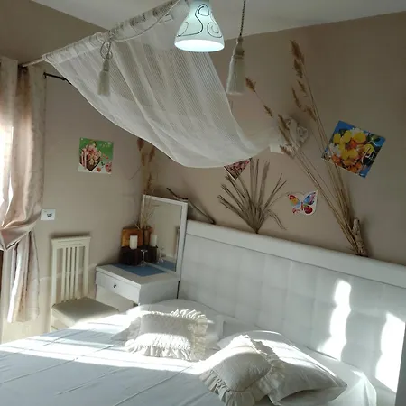 Bar Restaurant Stone Dream * Udenisht