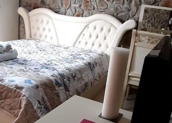 Bar Restaurant Stone Dream Udenisht