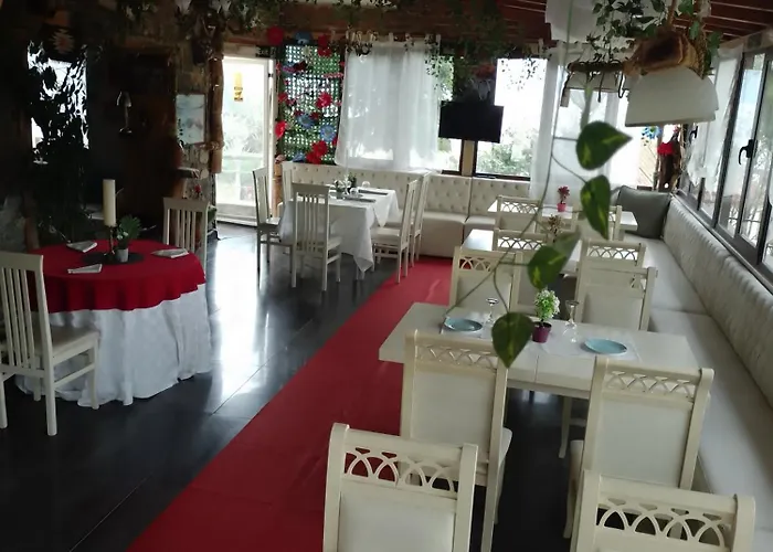 民宿 Bar Restaurant Stone Dream Udenisht